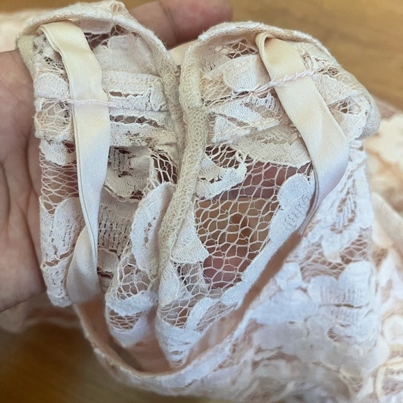 DOLCE & GABBANA 2pc lace sleeveless blouse in orange - Picture 11 of 16